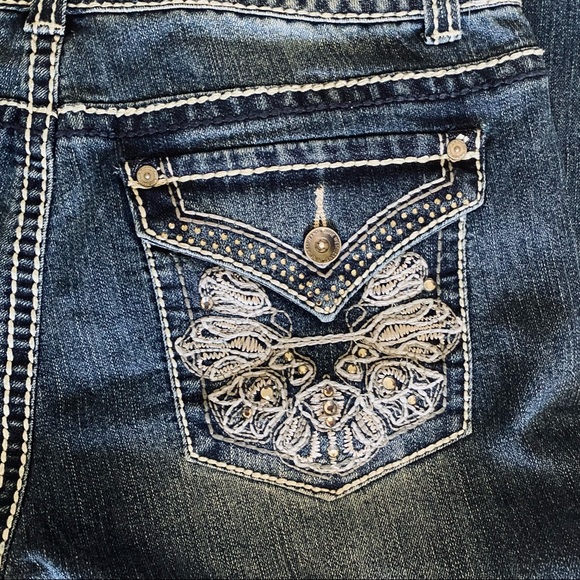 Nine West Jeans Date Night Fit cropped denim jeans - Picture 2 of 8